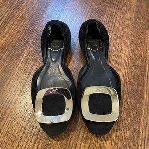 Roger Vivier iconic flats size 5